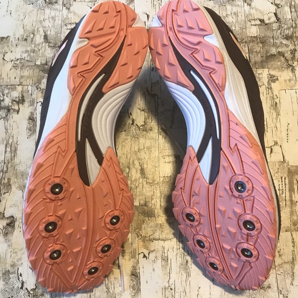 Brooks track & field spikes - Picture 3 of 6